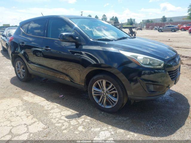  Salvage Hyundai TUCSON