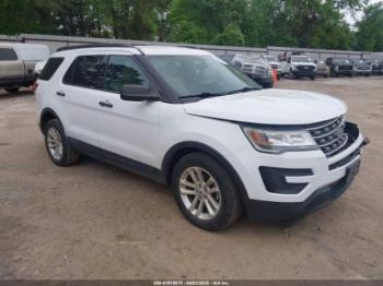  Salvage Ford Explorer