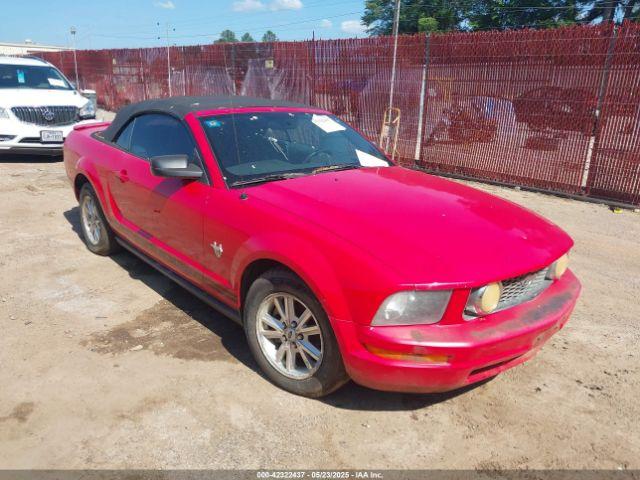  Salvage Ford Mustang