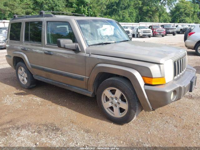  Salvage Jeep Commander