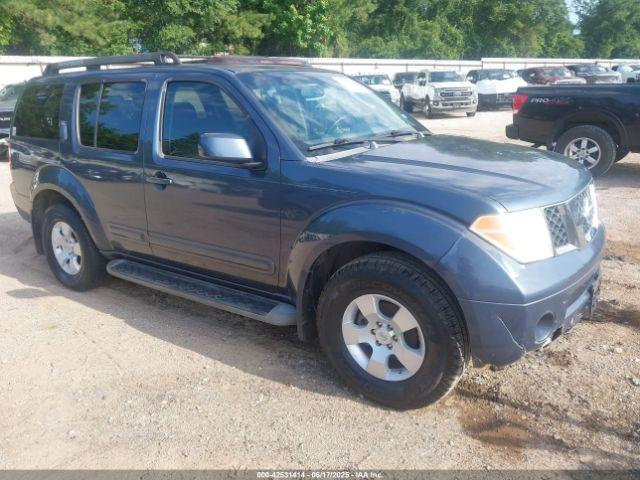  Salvage Nissan Pathfinder
