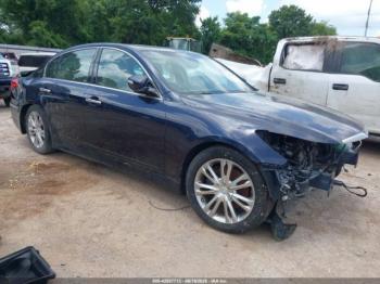  Salvage Hyundai Genesis