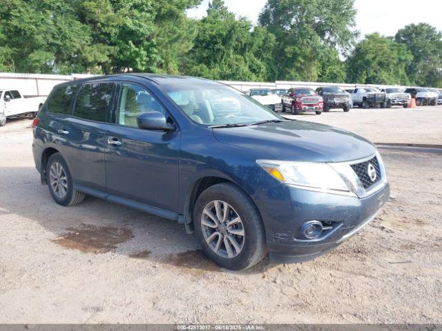  Salvage Nissan Pathfinder