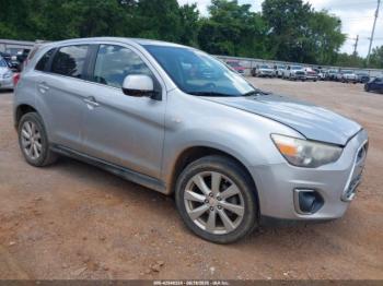  Salvage Mitsubishi Outlander