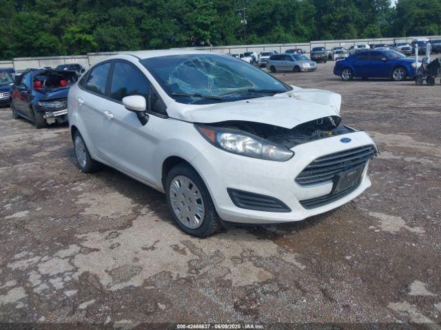  Salvage Ford Fiesta
