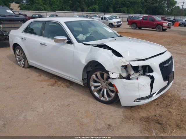  Salvage Chrysler 300