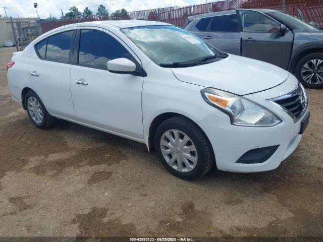  Salvage Nissan Versa