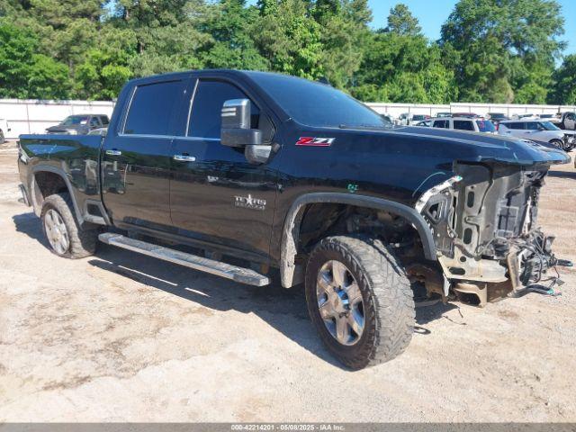  Salvage Chevrolet Silverado 2500