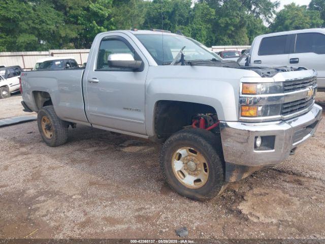  Salvage Chevrolet Silverado 2500