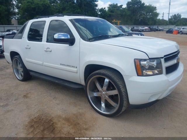  Salvage Chevrolet Avalanche 1500