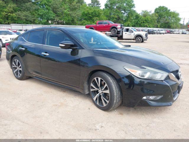  Salvage Nissan Maxima