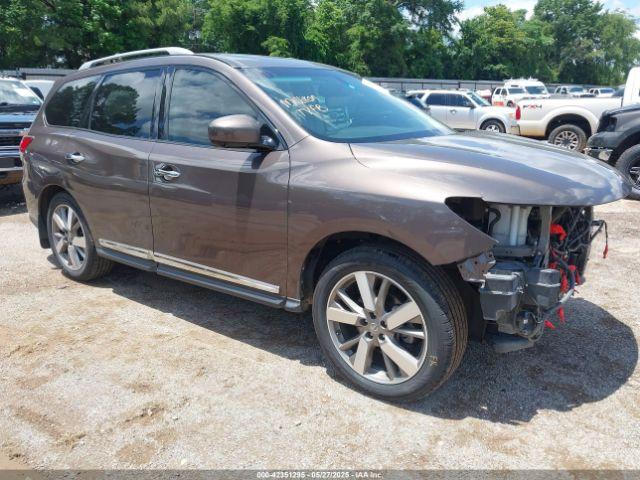  Salvage Nissan Pathfinder