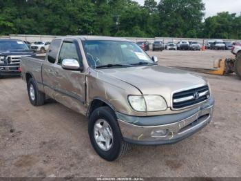  Salvage Toyota Tundra