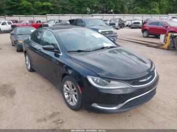  Salvage Chrysler 200