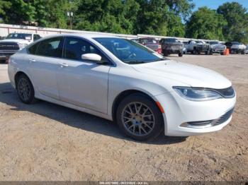  Salvage Chrysler 200
