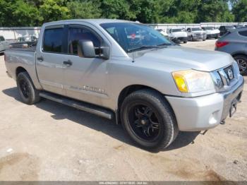  Salvage Nissan Titan