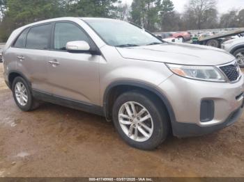  Salvage Kia Sorento