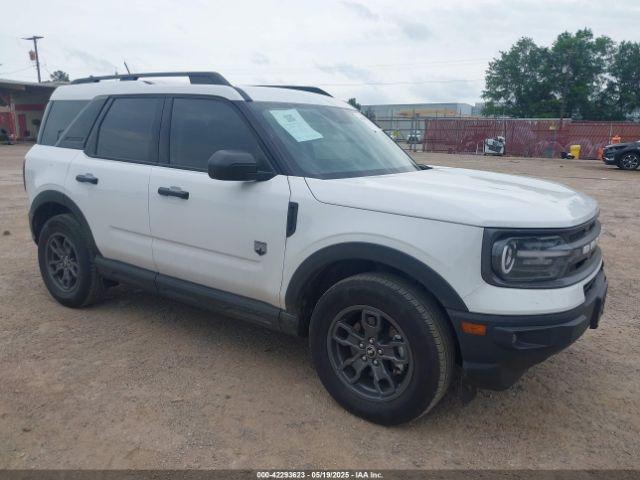  Salvage Ford Bronco