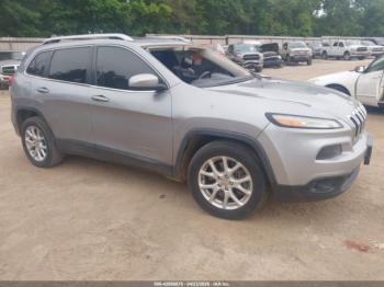  Salvage Jeep Cherokee