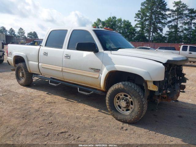  Salvage Chevrolet Silverado 2500