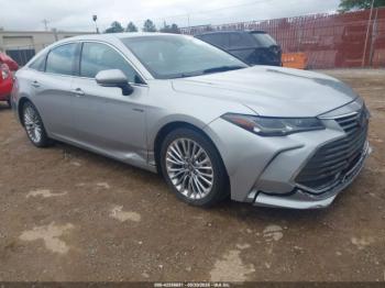  Salvage Toyota Avalon Hybrid