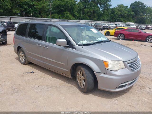  Salvage Chrysler Town & Country