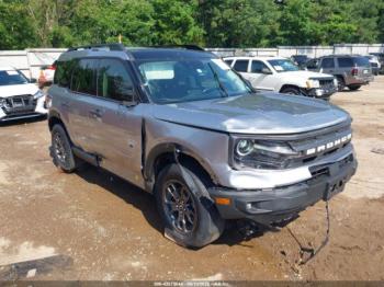  Salvage Ford Bronco