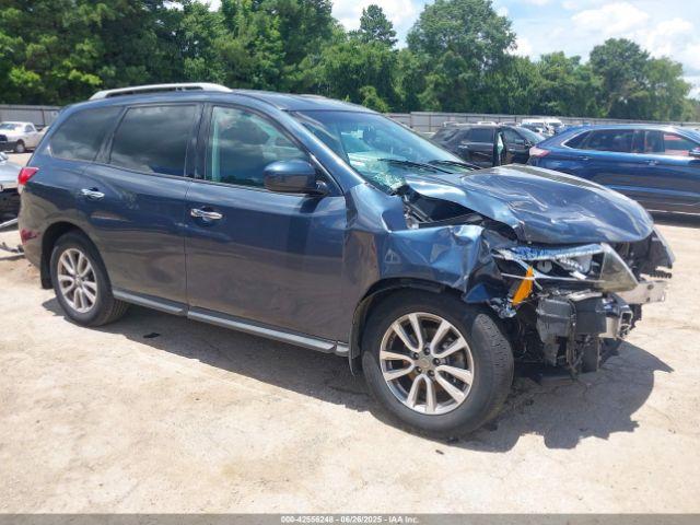  Salvage Nissan Pathfinder