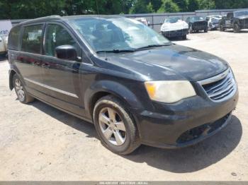  Salvage Chrysler Town & Country