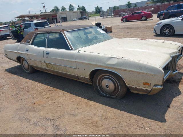  Salvage Ford LTD Crown Victoria