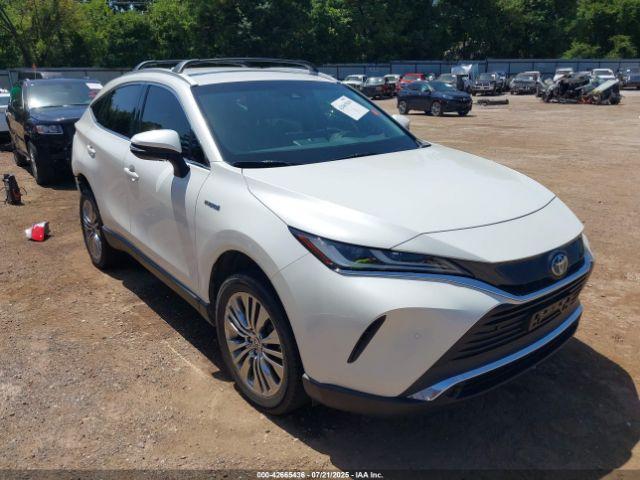  Salvage Toyota Venza