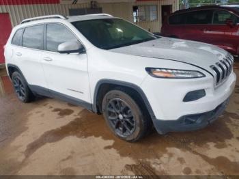  Salvage Jeep Cherokee