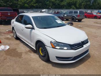 Salvage Volkswagen Passat