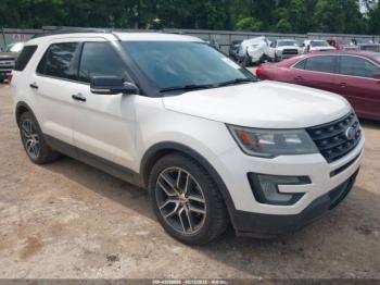  Salvage Ford Explorer