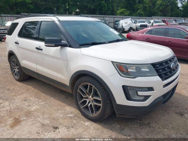  Salvage Ford Explorer
