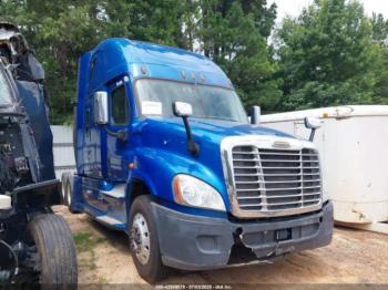  Salvage Freightliner Cascadia 125