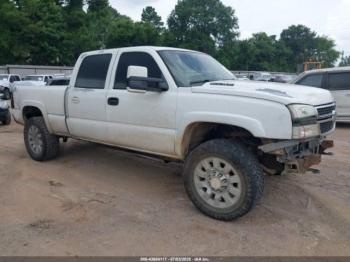  Salvage Chevrolet Silverado 2500