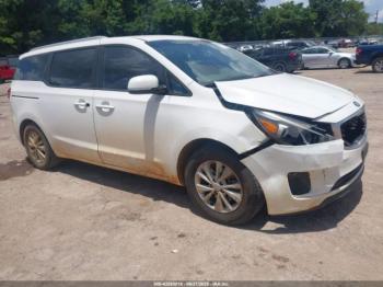  Salvage Kia Sedona