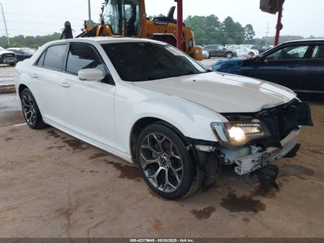  Salvage Chrysler 300