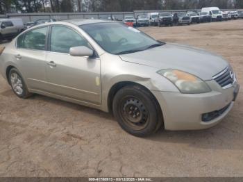 Salvage Nissan Altima