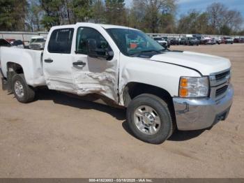  Salvage Chevrolet Silverado 2500
