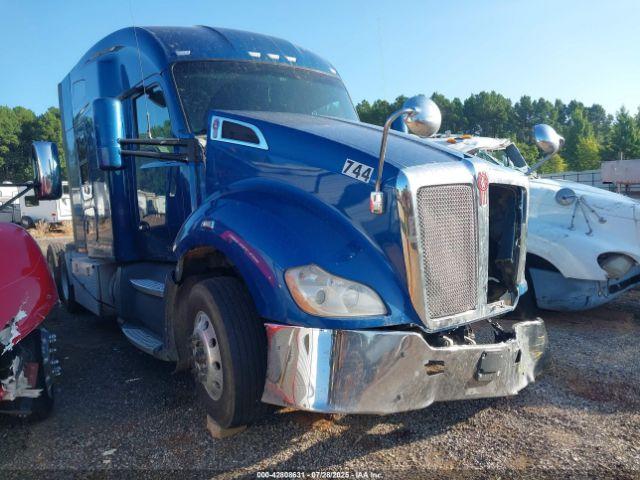  Salvage Kenworth T680