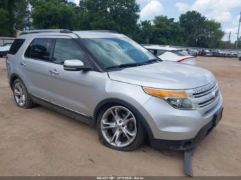  Salvage Ford Explorer