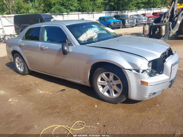  Salvage Chrysler 300