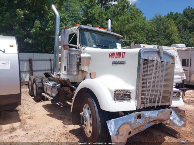  Salvage Kenworth Construction