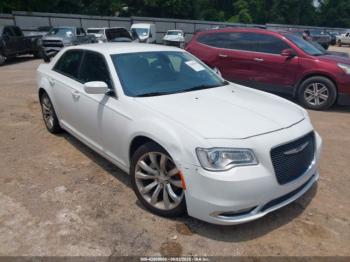  Salvage Chrysler 300