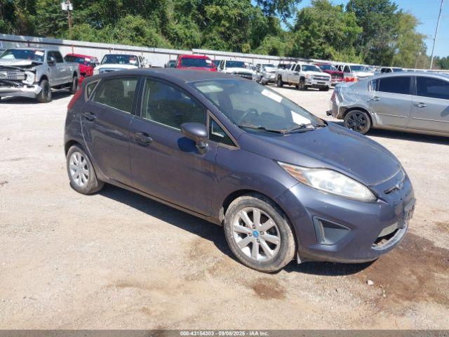  Salvage Ford Fiesta