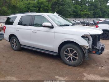  Salvage Ford Expedition