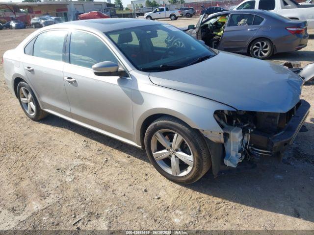  Salvage Volkswagen Passat