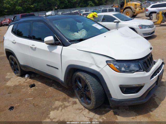  Salvage Jeep Compass